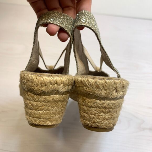 Andre Assous Espadrille Wedge Sandal Women's Size 9 SIlver Slip On Glitter - Picture 3 of 9